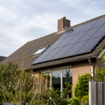 Woning in Limburg met zonnepanelen en duurzame renovatie voor energiebesparing en woningverduurzaming